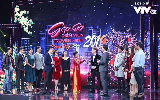 Gặp gỡ diễn vi&ecirc;n truyền h&igrave;nh Xu&acirc;n Kỷ Hợi: Chờ đợi những m&agrave;n tr&igrave;nh diễn của d&agrave;n diễn vi&ecirc;n hot nhất vũ trụ điện ảnh VTV - Ảnh 1.