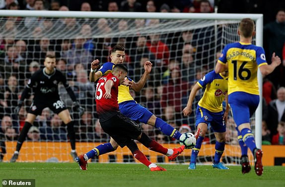 1551543878681_lc_galleryImage_Soccer_Football_Premier_L 1551543878681_lc_galleryImage_Soccer_Football_Premier_L