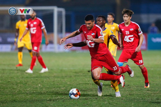 ẢNH: CLB Thanh Hóa nhận trận thua đầu tiên tại V.League 2019 - Ảnh 12.