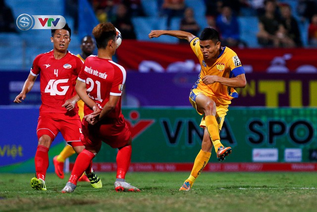 ẢNH: CLB Thanh Hóa nhận trận thua đầu tiên tại V.League 2019 - Ảnh 16.