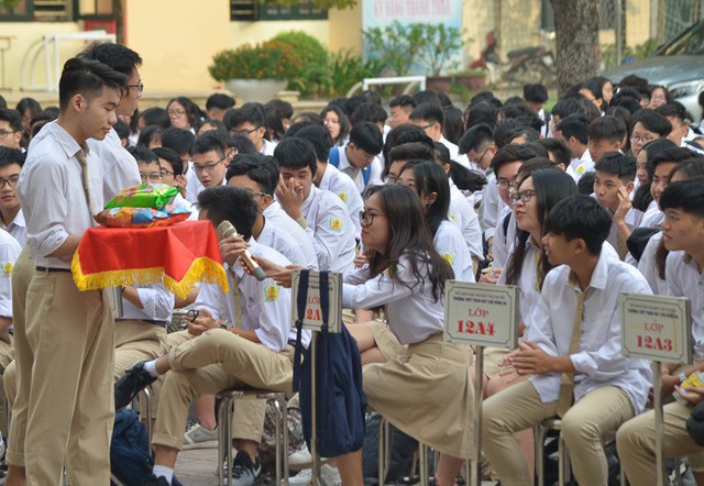 Học sinh nhiều trường sôi nổi trong lễ phát động cuộc thi làm phim ngắn về phòng chống tác hại thuốc lá - Ảnh 1.