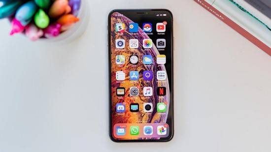 Samsung Galaxy S10 Plus: So găng với các đối thủ màn hình lớn - Ảnh 2.