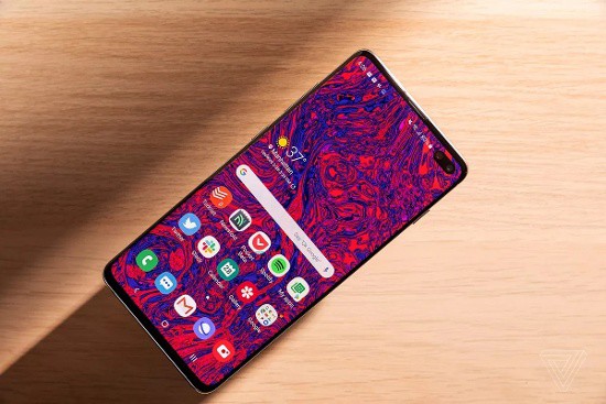 Samsung Galaxy S10 Plus: So găng với các đối thủ màn hình lớn - Ảnh 3.