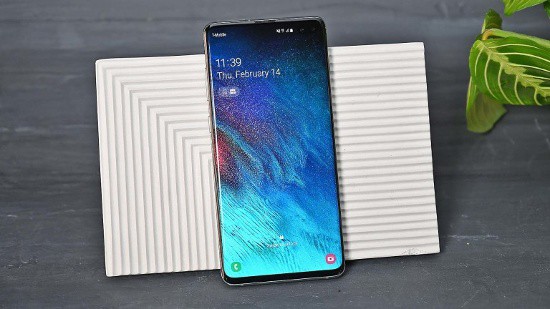 Samsung Galaxy S10 Plus: So găng với các đối thủ màn hình lớn - Ảnh 8.