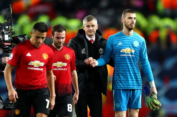 Lịch trực tiếp bóng đá hôm nay (6/3): Hấp dẫn derby Hà Nội, Man Utd mơ ngược dòng - Ảnh 1. Lịch trực tiếp bóng đá hôm nay (6/3): Hấp dẫn derby Hà Nội, Man Utd mơ ngược dòng - Ảnh 1.