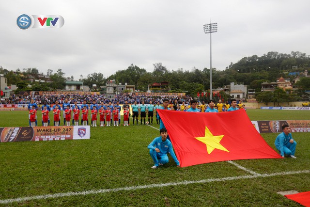 ẢNH: Than Quảng Ninh giành chiến thắng đậm trước CLB Thanh Hóa - Ảnh 2. ẢNH: Than Quảng Ninh giành chiến thắng đậm trước CLB Thanh Hóa - Ảnh 2.