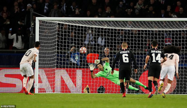 ẢNH: Man Utd thắng kịch tính PSG để ghi tên vào tứ kết UEFA Champions League - Ảnh 15. ẢNH: Man Utd thắng kịch tính PSG để ghi tên vào tứ kết UEFA Champions League - Ảnh 15.