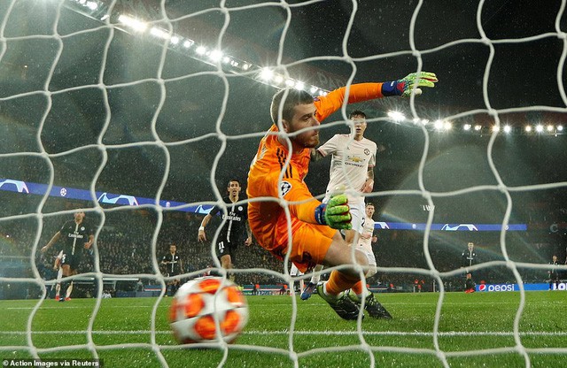 ẢNH: Man Utd thắng kịch tính PSG để ghi tên vào tứ kết UEFA Champions League - Ảnh 6. ẢNH: Man Utd thắng kịch tính PSG để ghi tên vào tứ kết UEFA Champions League - Ảnh 6.