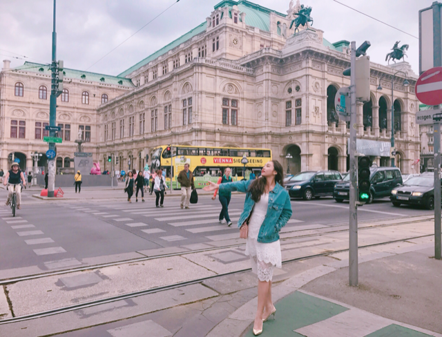 Trần Phương Mai:  Th&agrave;nh c&ocirc;ng l&agrave; khi được kh&aacute;n giả y&ecirc;u thương - Ảnh 1.