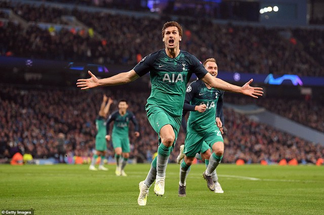 ẢNH: Những khoảnh khắc ấn tượng trong trận đấu kịch tính Man City 4-3 Tottenham - Ảnh 15.