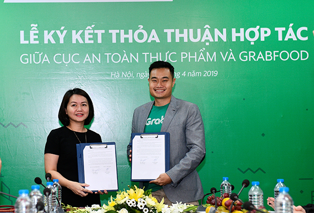 Grab và VFA ký thỏa thuận hợp tác về an toàn thực phẩm - Ảnh 1.