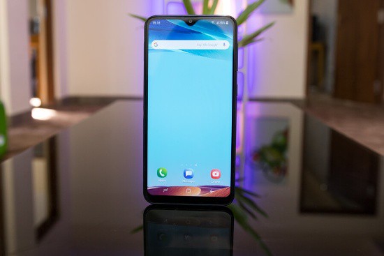 Samsung Galaxy M10: Những điều cần cân nhắc khi mua - Ảnh 1.