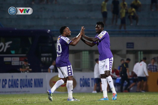 ẢNH: Samson tỏa sáng, CLB Hà Nội vươn lên dẫn đầu BXH V.League - Ảnh 21.