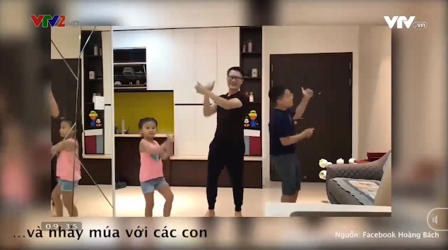 Những ông bố đảm đang của showbiz Việt - Ảnh 2.