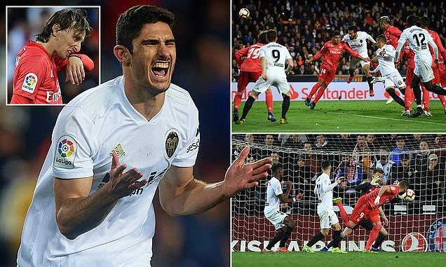 Kết quả bóng đá châu Âu hôm nay, 4/4: Man City lấy lại ngôi đầu Ngoại hạng Anh từ Liverpool, Real thất bại trước Valencia - Ảnh 10. Kết quả bóng đá châu Âu hôm nay, 4/4: Man City lấy lại ngôi đầu Ngoại hạng Anh từ Liverpool, Real thất bại trước Valencia - Ảnh 10.