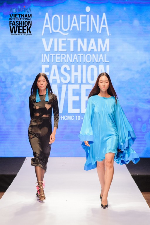 Nhiều NTK, thương hiệu thời trang đình đám tham dự Tuần lễ thời trang quốc tế Việt Nam Xuân - Hè 2019 - Ảnh 11. Nhiều NTK, thương hiệu thời trang đình đám tham dự Tuần lễ thời trang quốc tế Việt Nam Xuân - Hè 2019 - Ảnh 11.