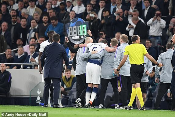 ẢNH: Toàn cảnh thất bại của Tottenham trên sân nhà trước Ajax - Ảnh 10.