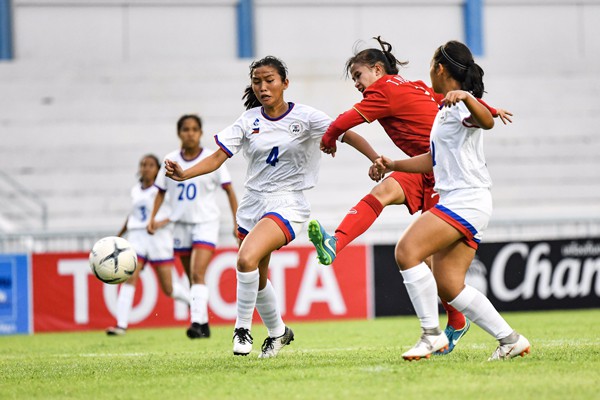 Giải U15 nữ Đông Nam Á 2019 (bảng A): Thắng Philippines 2-0, Việt Nam giành trọn 3 điểm đầu tiên - Ảnh 2.