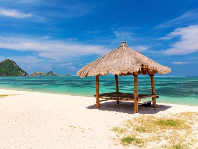 Thực tế “phũ phàng” ở các điểm du lịch nổi tiếng thế giới - Ảnh 7. Thực tế “phũ phàng” ở các điểm du lịch nổi tiếng thế giới - Ảnh 7.