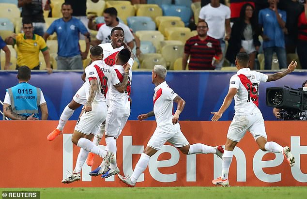 Copa America: Ngược dòng kịch tính, ĐT Peru giành ngôi đầu bảng A - Ảnh 3.