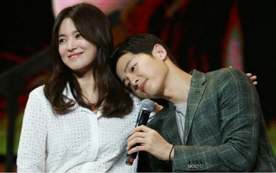 Hình ảnh quá khứ đầy tiếc nuối của mối tình cổ tích Song Hye Kyo - Song Song Joong Ki - Ảnh 1.