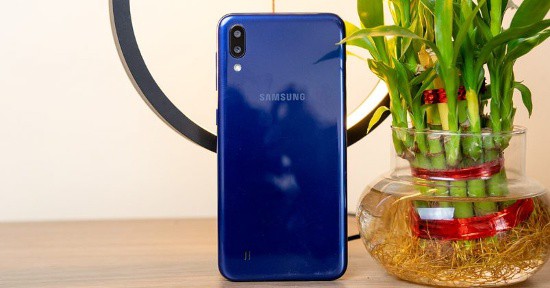 Top 4 smartphone màn hình giọt nước thời thượng giá rẻ - Ảnh 8.