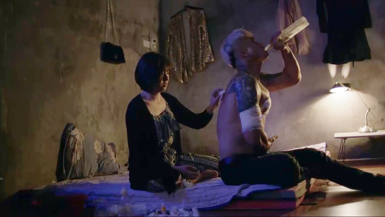 Mê cung - Tập 13: Chỉ bằng cách thử này, Việt sói đã phát hiện ra Hiền là cảnh sát - Ảnh 2. Mê cung - Tập 13: Chỉ bằng cách thử này, Việt sói đã phát hiện ra Hiền là cảnh sát - Ảnh 2.