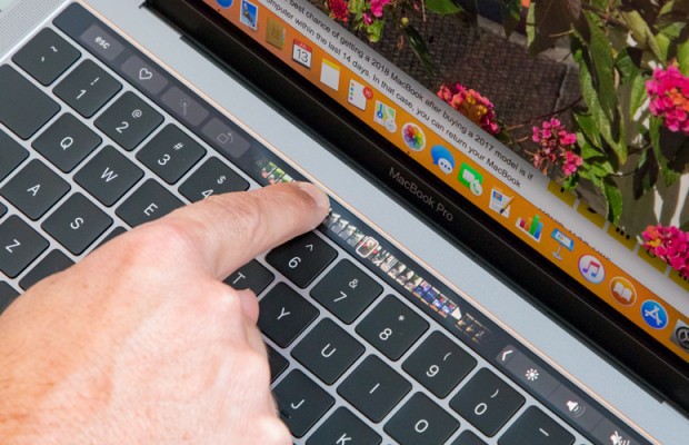 MacBook Pro 13 inch 2019 ra mắt: Tích hợp Touch Bar, chip Intel thế hệ thứ 8, giá từ 1.299 USD - Ảnh 1.