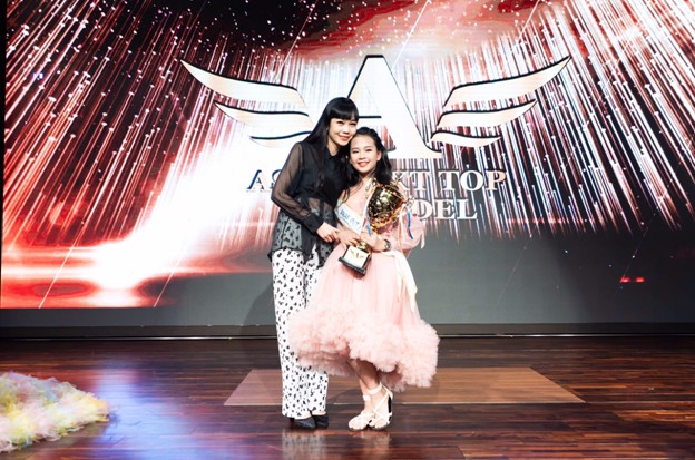 Quỳnh Chi xuất sắc d&agrave;nh giải qu&aacute;n qu&acirc;n t&agrave;i năng của cuộc thi Asia Next Top Kids Model - Ảnh 5.
