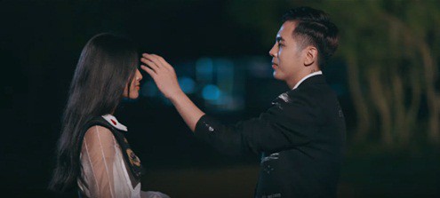 Học trò HLV Hồ Hoài Anh ra mắt MV đầu tay - Chẳng ai có thể ngờ - Ảnh 2. Học trò HLV Hồ Hoài Anh ra mắt MV đầu tay - Chẳng ai có thể ngờ - Ảnh 2.