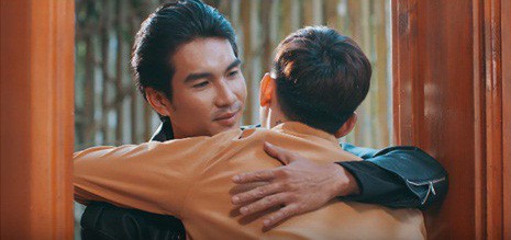 Học trò HLV Hồ Hoài Anh ra mắt MV đầu tay - Chẳng ai có thể ngờ - Ảnh 3. Học trò HLV Hồ Hoài Anh ra mắt MV đầu tay - Chẳng ai có thể ngờ - Ảnh 3.