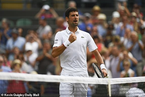 Novak Djokovic giành chiến thắng kịch tính tại vòng 3 Wimbledon 2019 - Ảnh 3.