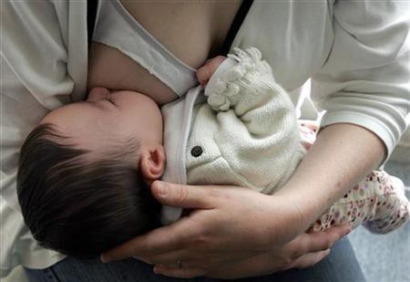 Cho con bú càng lâu, mẹ càng giảm nguy cơ mắc bệnh tim mạch - Ảnh 1. Cho con bú càng lâu, mẹ càng giảm nguy cơ mắc bệnh tim mạch - Ảnh 1.
