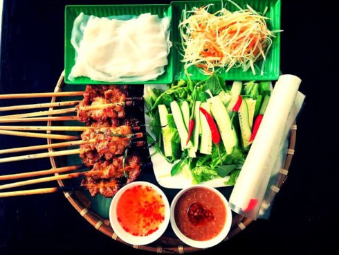 
Grilled pork skewers, a popular street food in Hoi An (Photo: truyenhinhdulich.vn)
