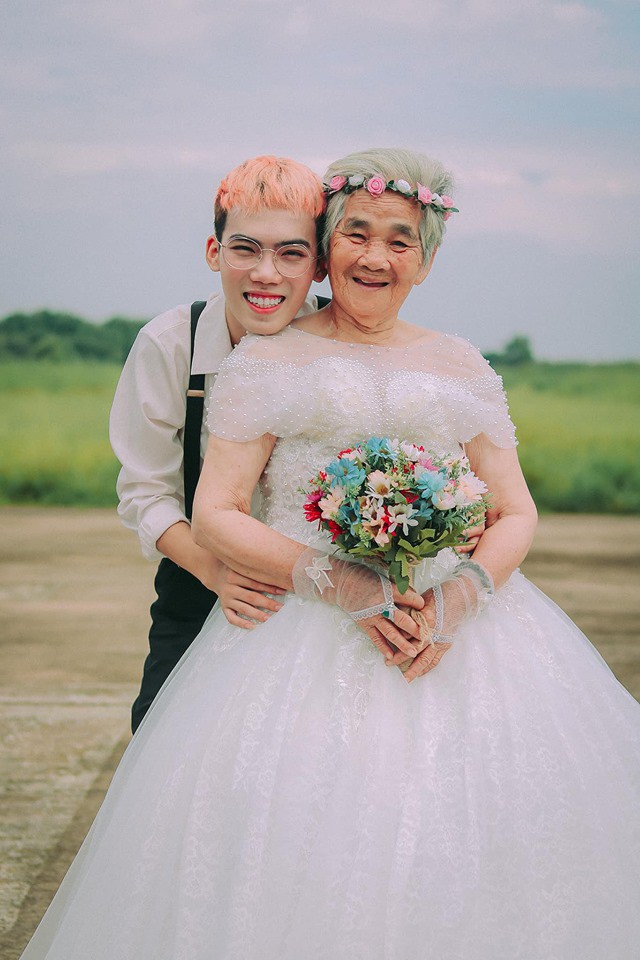 X&uacute;c động với ch&agrave;ng trai 10X h&oacute;a ch&uacute; rể gi&uacute;p b&agrave; nội 88 tuổi l&agrave;m c&ocirc; d&acirc;u - Ảnh 12.