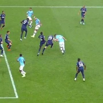 ẢNH: Man City đã đánh rơi chiến thắng phút bù giờ trước Tottenham vì VAR như thế nào? - Ảnh 13.