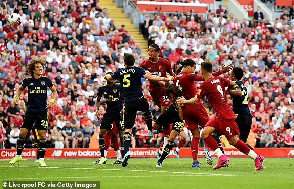 Arsenal đã mắc sai lầm chiến thuật trong trận gặp Liverpool - Ảnh 1.