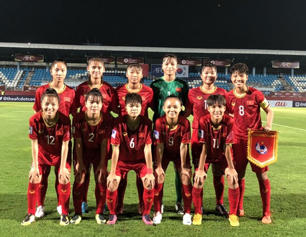 U16 nữ Việt Nam thi đấu nỗ lực trong thất bại 0-3 trước U16 nữ Hàn Quốc - Ảnh 1.