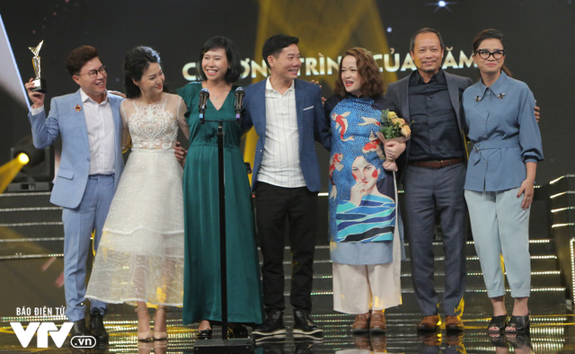 VTV Awards 2019: Ê-kíp sản xuất Giai điệu tự hào bất ngờ và xúc động khi nhận giải Chương trình của năm - Ảnh 1.