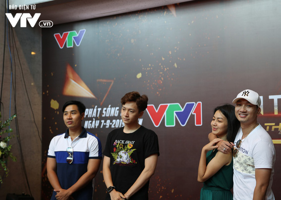 VTV Awards 2019: Top 5 MC ấn tượng hội ngộ đông đủ trước giờ G - Ảnh 4.