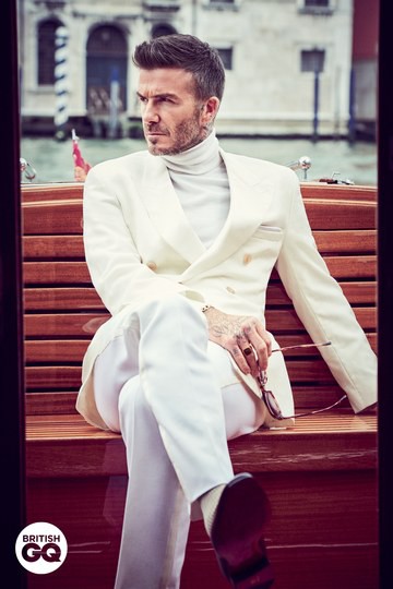 David Beckham vẫn còn quá hấp dẫn - Ảnh 4. David Beckham vẫn còn quá hấp dẫn - Ảnh 4.