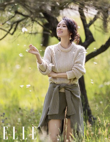 Chương Tử Di - Vừa sang trọng vừa trong veo - Ảnh 8. Chương Tử Di - Vừa sang trọng vừa trong veo - Ảnh 8.