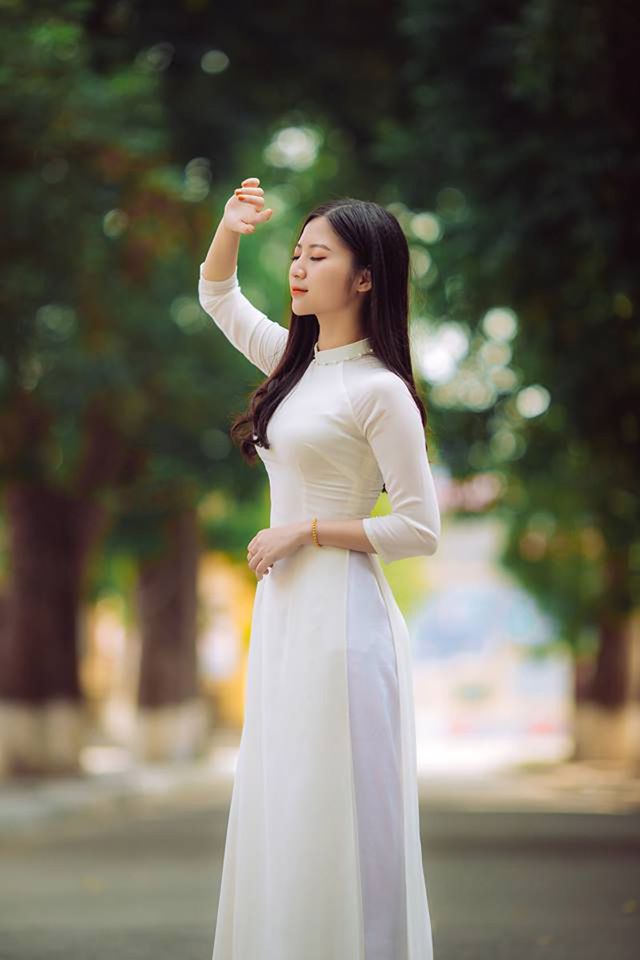 Thiếu nữ xứ Thanh đẹp dịu dàng trong bộ ảnh kỷ yếu - Ảnh 4.