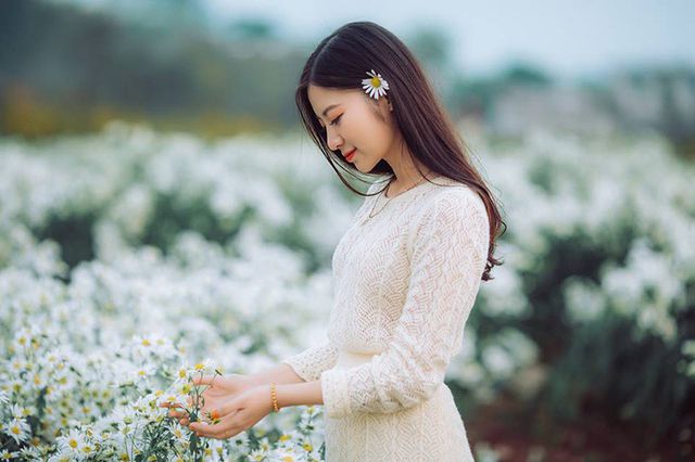 Thiếu nữ xứ Thanh đẹp dịu dàng trong bộ ảnh kỷ yếu - Ảnh 9.