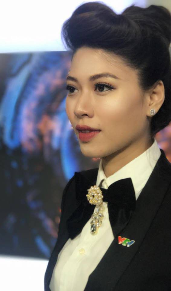 BTV Diễm Quỳnh, Anh Tuấn và dàn MC VTV ngày ấy - bây giờ - Ảnh 5. BTV Diễm Quỳnh, Anh Tuấn và dàn MC VTV ngày ấy - bây giờ - Ảnh 5.