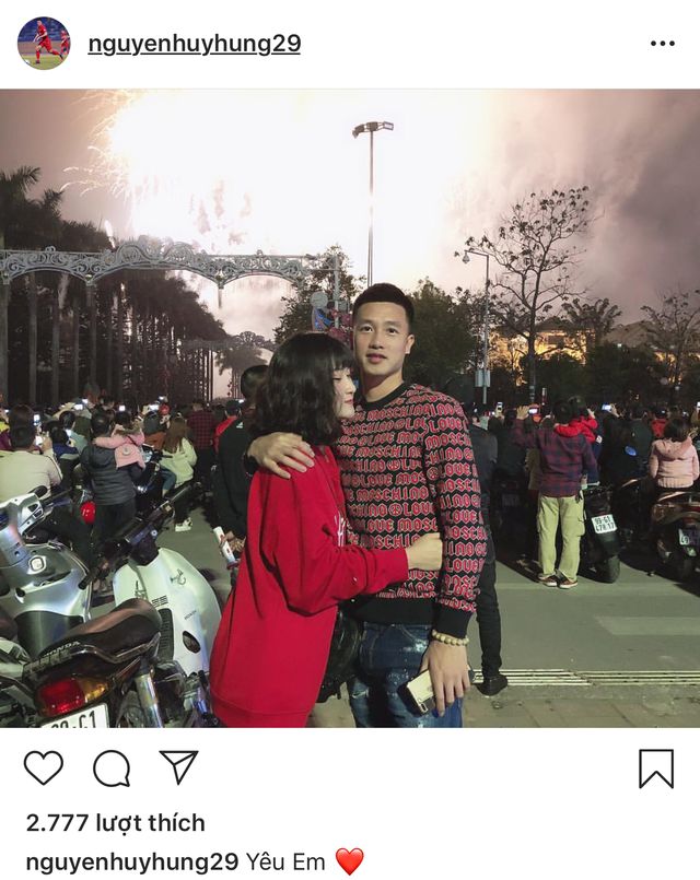 Làm bạn gái cầu thủ ngàn người ngưỡng mộ nhưng chỉ có một mình ngày Valentine - Ảnh 4. Làm bạn gái cầu thủ ngàn người ngưỡng mộ nhưng chỉ có một mình ngày Valentine - Ảnh 4.