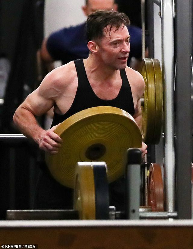 Người sói Hugh Jackman khoe cơ bắp cuồn cuộn ở tuổi 51 - Ảnh 1. Người sói Hugh Jackman khoe cơ bắp cuồn cuộn ở tuổi 51 - Ảnh 1.