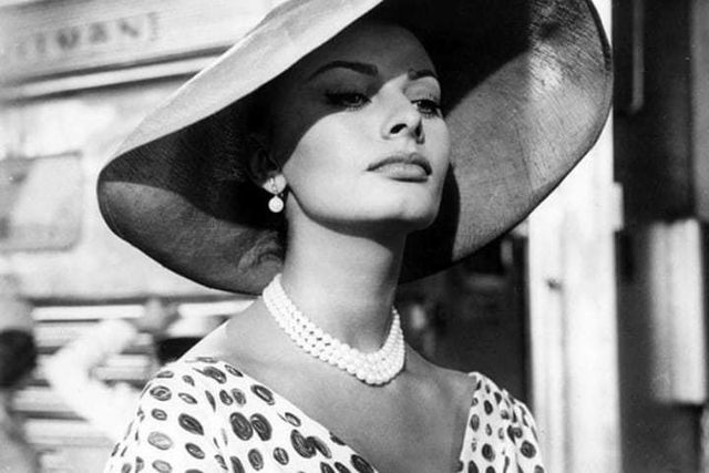 Sophia Loren bất ngờ tái xuất - Ảnh 8. Sophia Loren bất ngờ tái xuất - Ảnh 8.