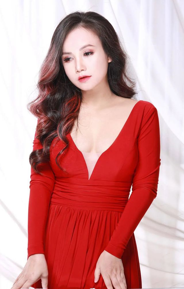 Nữ diễn vi&ecirc;n 4 đời chồng Ho&agrave;ng Yến b&agrave;y tỏ điều kh&ocirc;ng n&ecirc;n l&agrave;m nếu y&ecirc;u đại gia - Ảnh 8.
