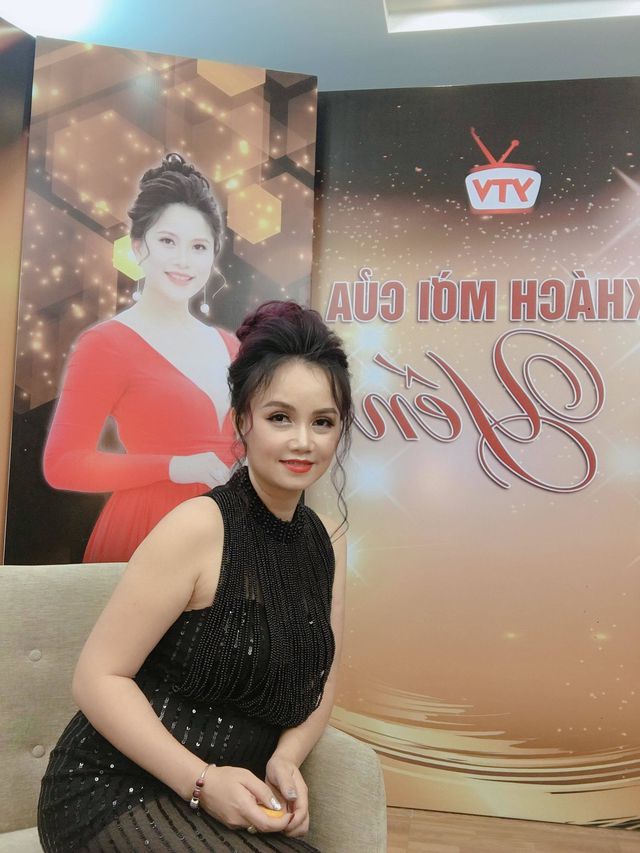 Nữ diễn vi&ecirc;n 4 đời chồng Ho&agrave;ng Yến b&agrave;y tỏ điều kh&ocirc;ng n&ecirc;n l&agrave;m nếu y&ecirc;u đại gia - Ảnh 10.
